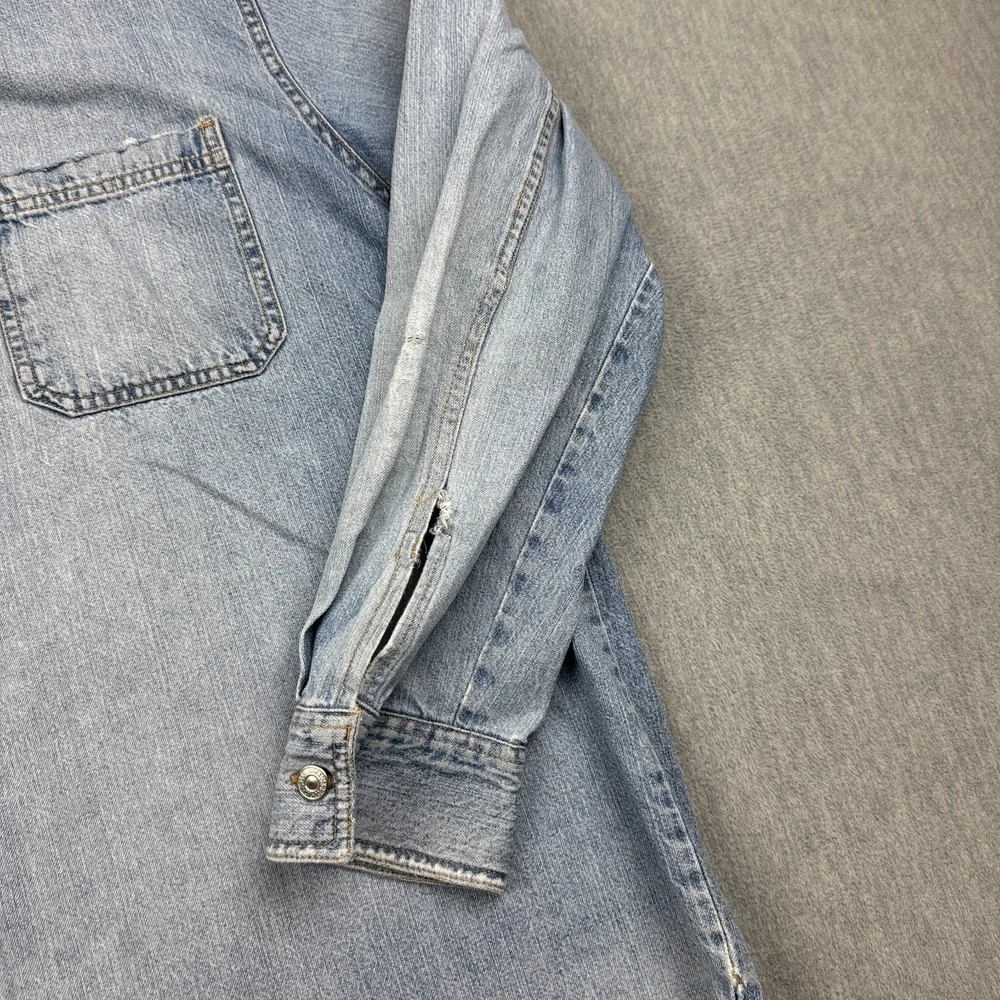 Vintage Levis Shirt Men 2XL XXL Blue Denim Metal Button Up Cotton  Western Rodeo